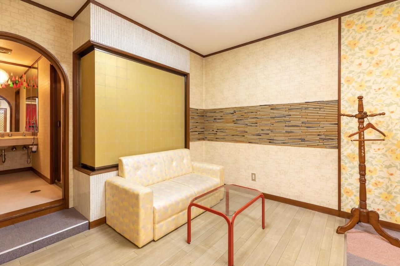Oyo Hotel Tatsuyoshi Sennan Misakimachi Tannova Kültér fotó